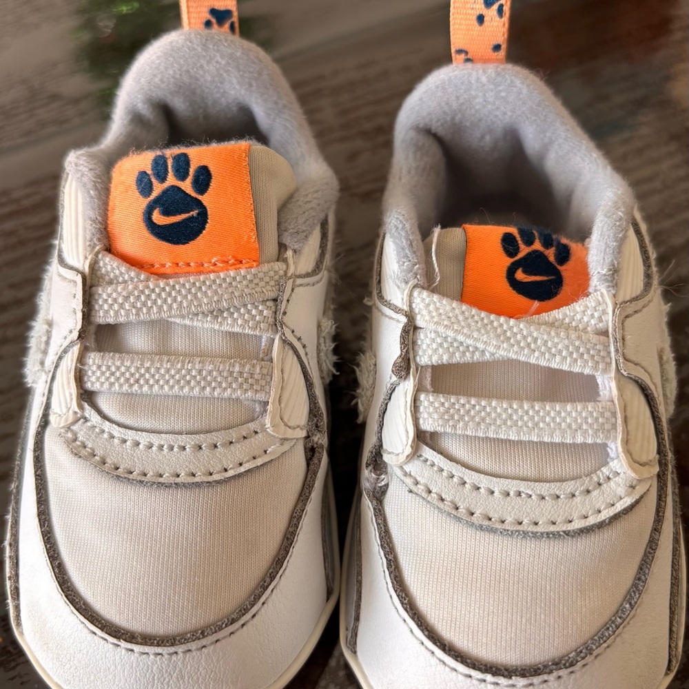 Nike Kids Sneakers - White and Orange